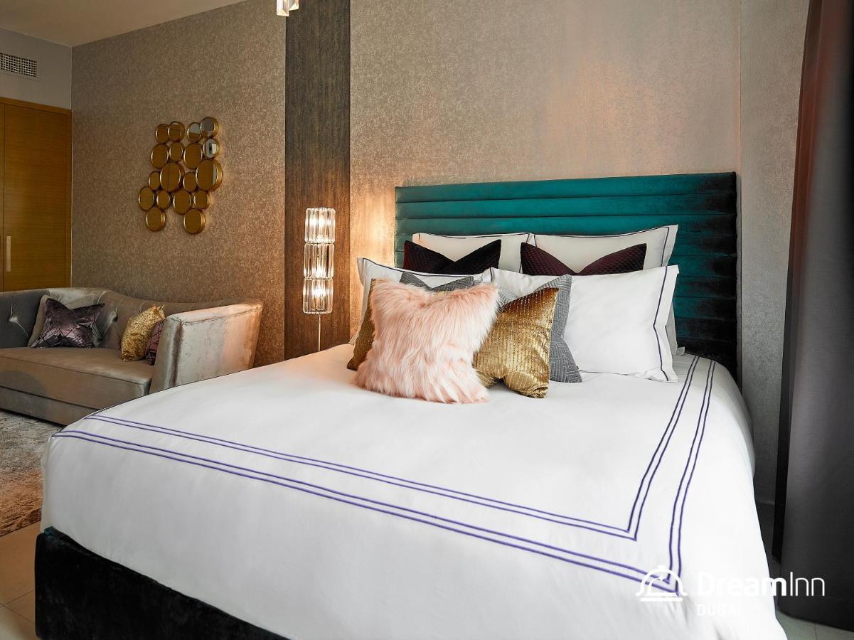 Dream Inn Apartments - Claren Downtown Дубай Екстериор снимка
