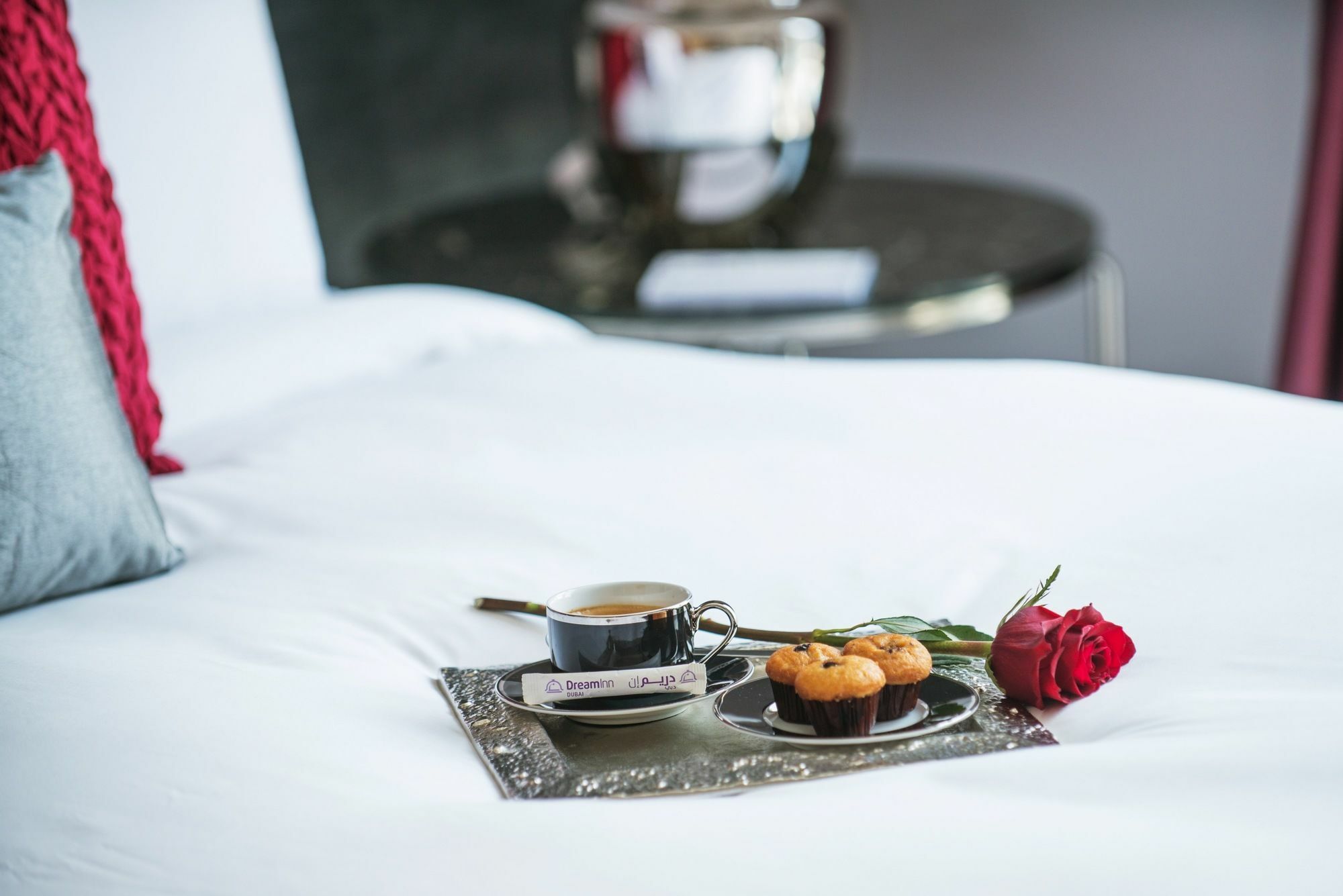 Dream Inn Apartments - Claren Downtown Дубай Екстериор снимка